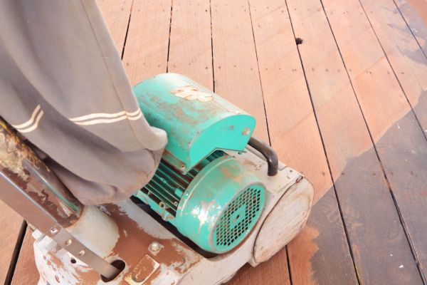 Cedar Deck Sanding